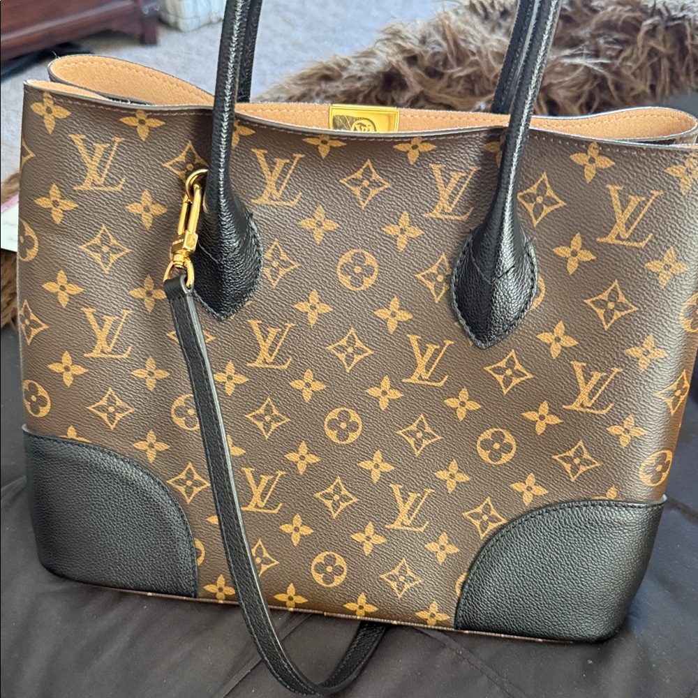 Louis Vuitton Flandrin - Picture 7 of 11